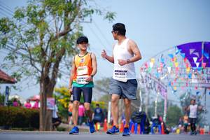 BIB: 4171
                            <button type="button" onclick="openModal(10087129)" class="btn btn-primary btn-sm float-right btn-popup" data-toggle="modal" data-target=".modal-high-quality">
                        <i class="fas fa-shopping-cart"></i> Add to Cart
                    </button>
                                            <button type="button" onclick="isThisMe(10087129, true)" class="btn btn-success btn-sm float-right btn-popup btn-isme hidden" data-toggle="tooltip" data-placement="bottom" title="นี่คือรูปของคุณใช่ไหม คลิกที่นี่เพื่อเอาเข้าอัลบั้ม">
                        <i class="fas fa-plus"></i> Add to album
                    </button>
                    <button type="button" onclick="isThisMe(10087129, false)" class="btn btn-warning btn-sm float-right btn-popup btn-isnotme hidden">
                        <i class="fas fa-ban"></i> Remove from album
                    </button>